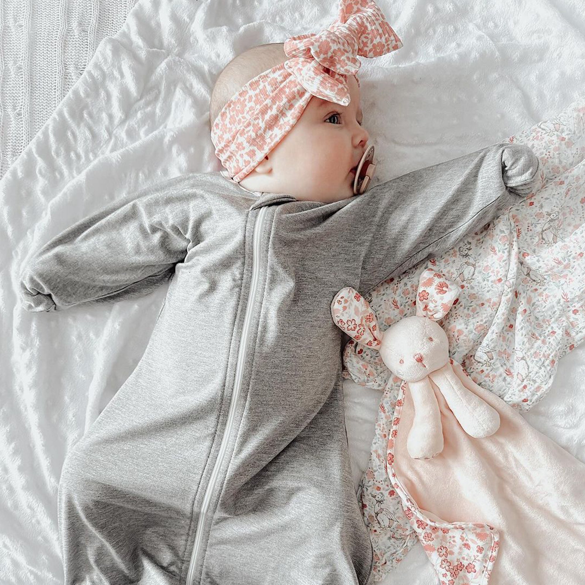 1.0 Tog 95% Bamboo Shark-Fin Transition Swaddle 0-9 Months | ZIGJOY